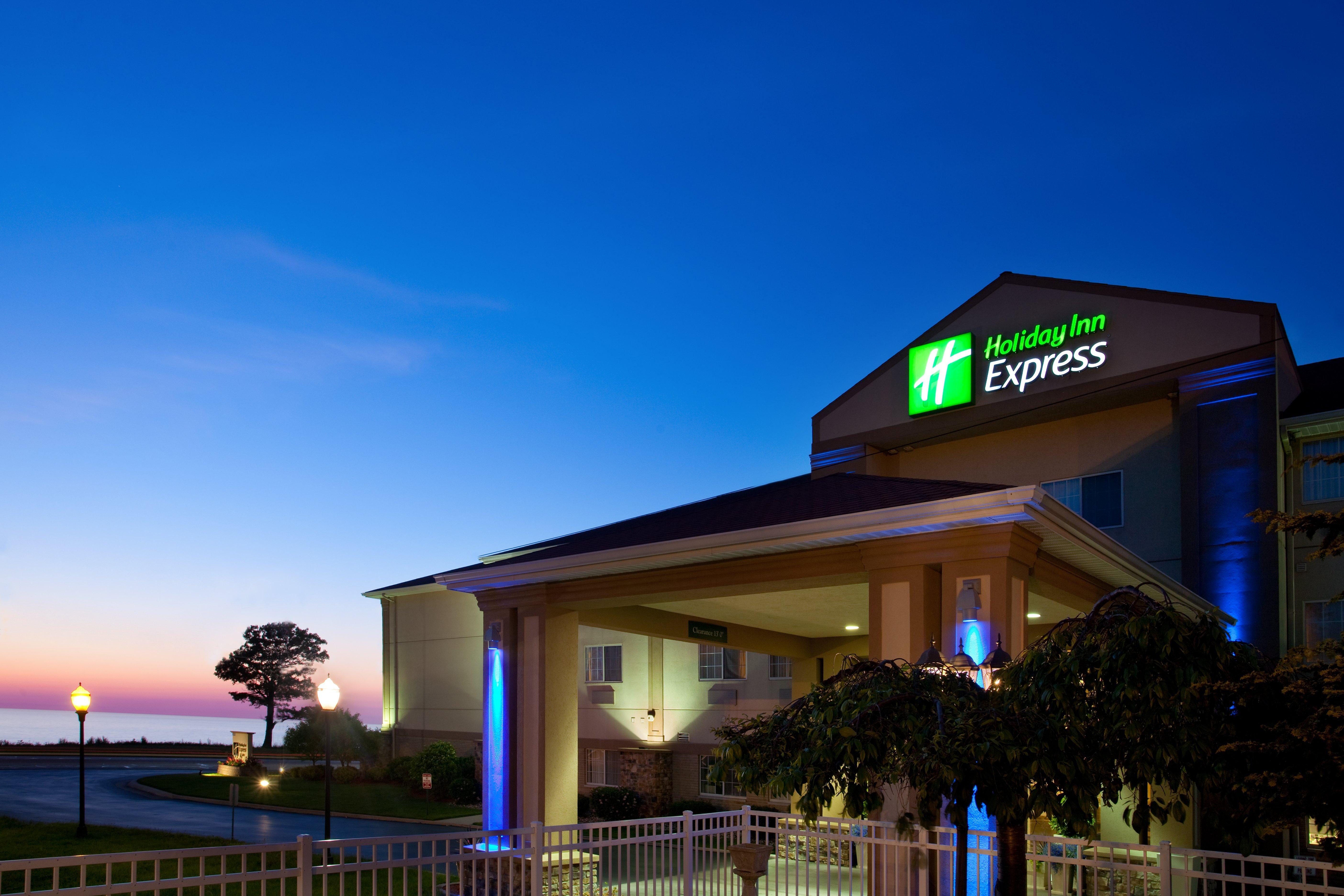 Holiday Inn Express Hotel & Suites-Saint Joseph By Ihg Exteriör bild