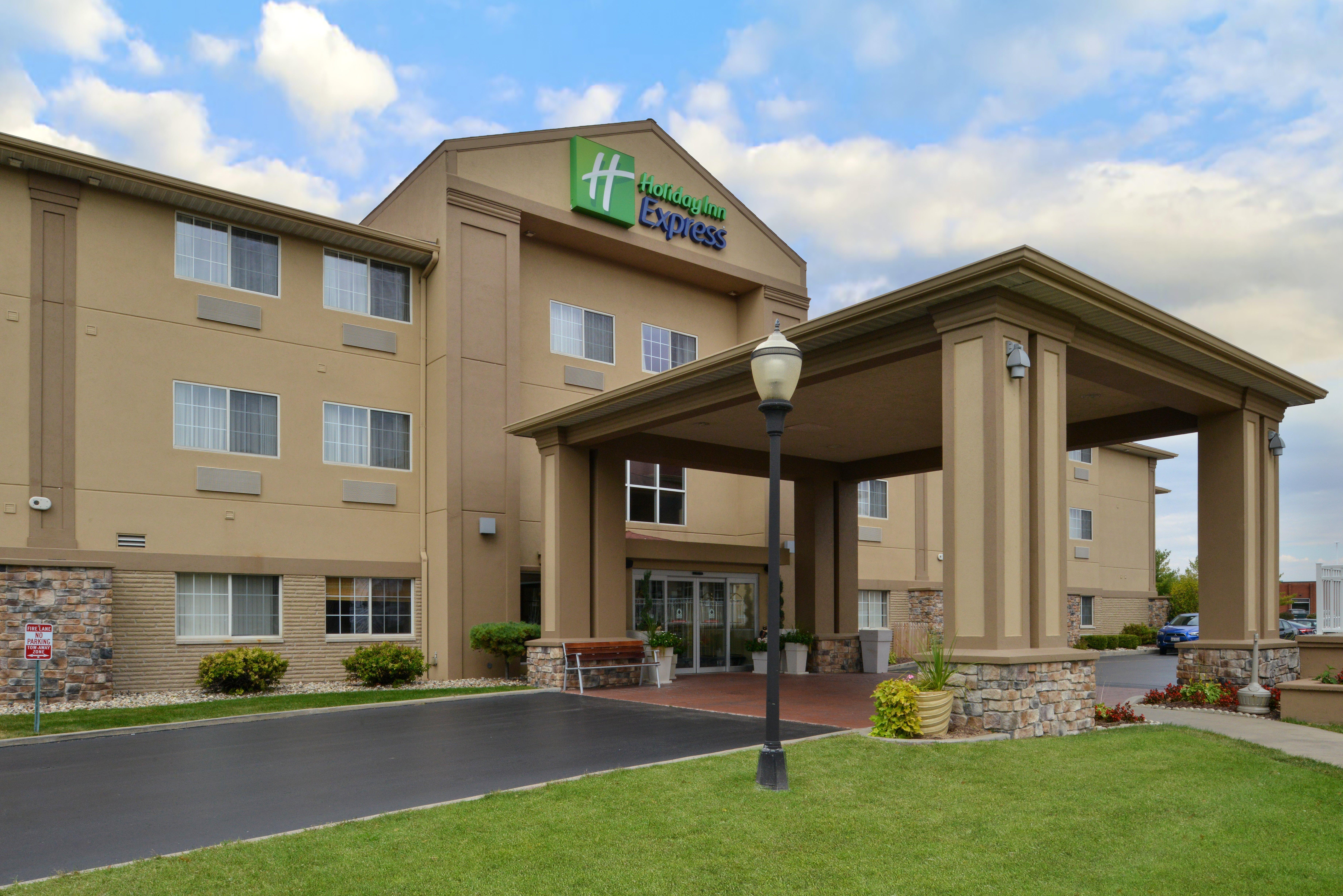 Holiday Inn Express Hotel & Suites-Saint Joseph By Ihg Exteriör bild