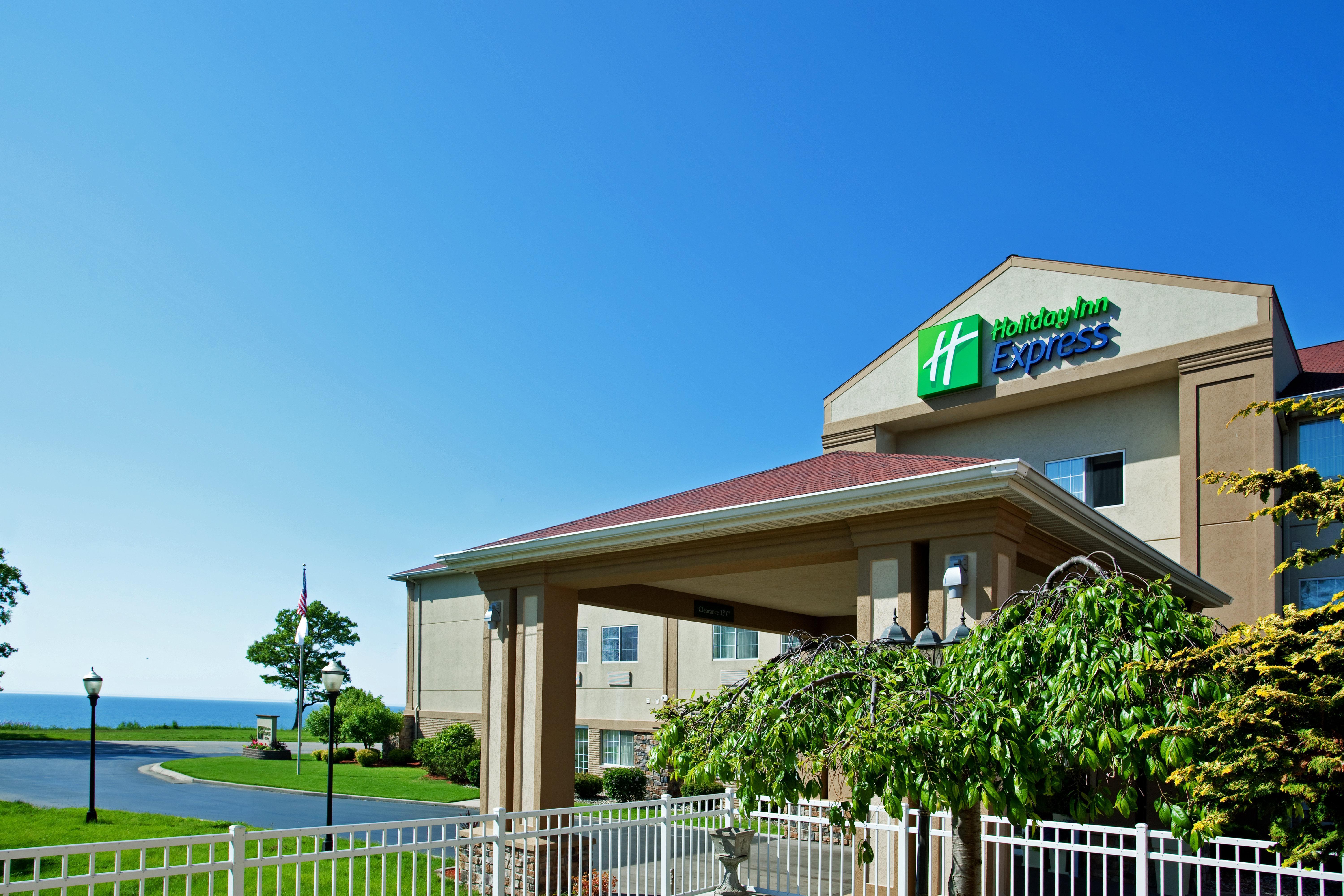 Holiday Inn Express Hotel & Suites-Saint Joseph By Ihg Exteriör bild